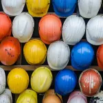 Colore dei caschi di sicurezza nei cantieri: qual è il loro significato?