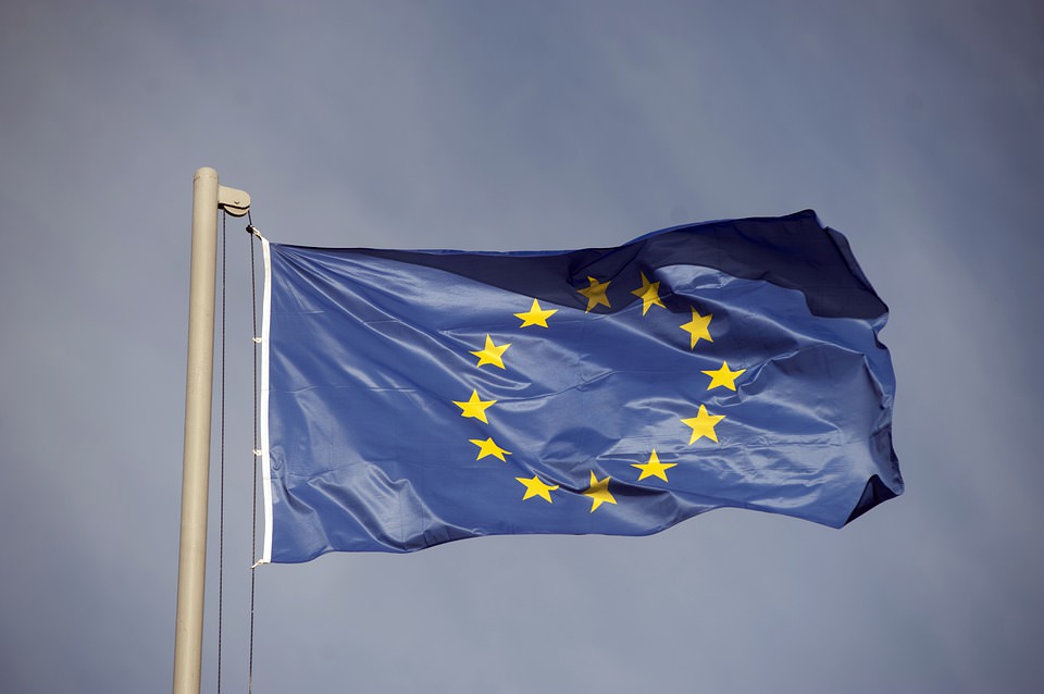 Cosa Rappresentano Le Stelle Della Bandiera Europea